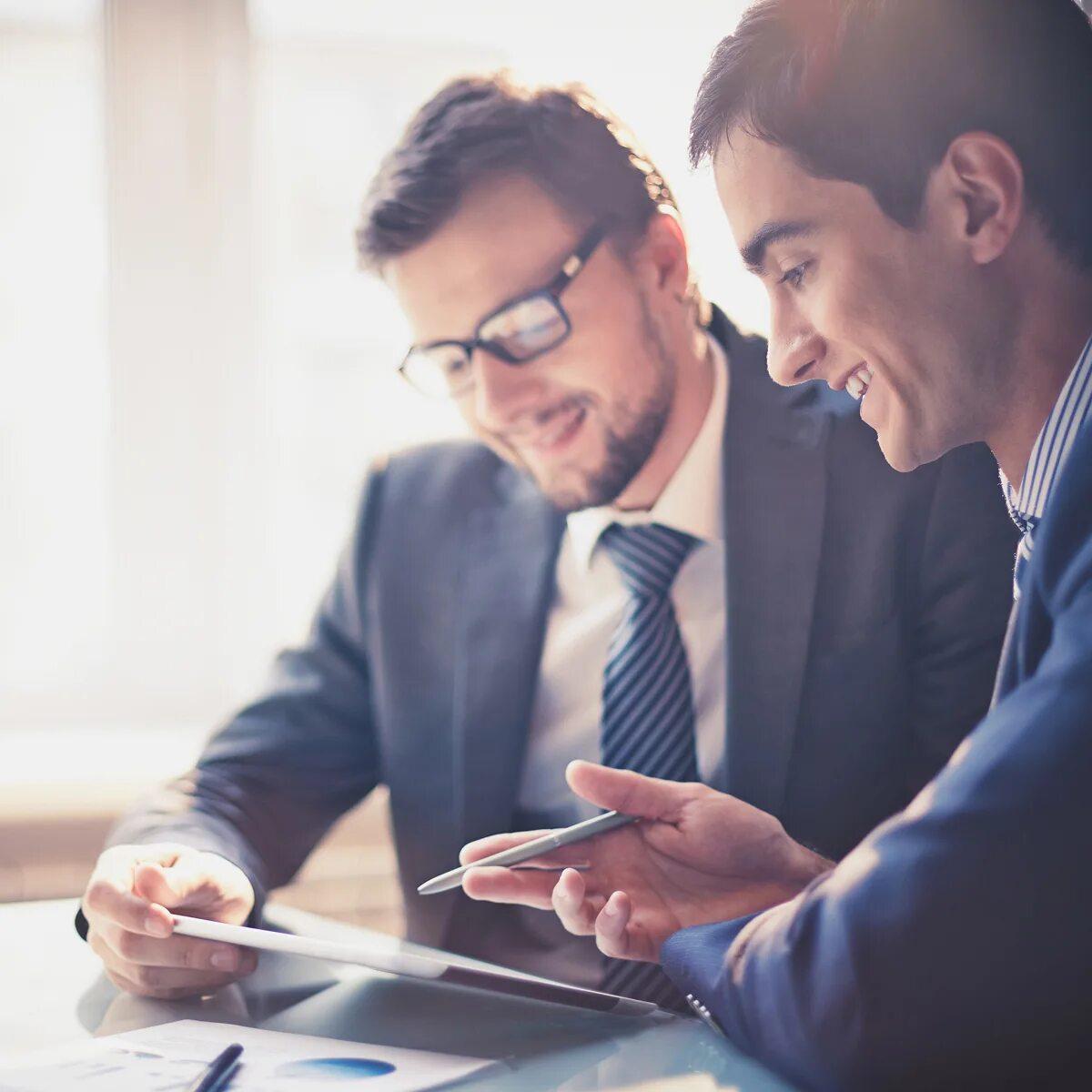 Presentation asset pack example with multiple 3D angles and variations